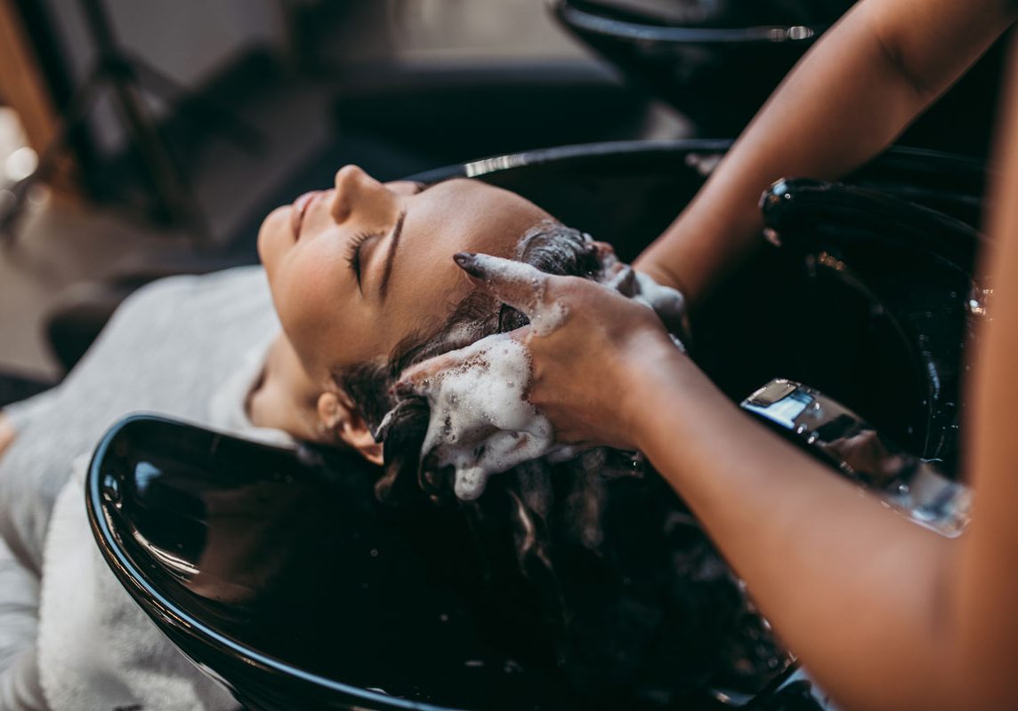 hair-salon-washing-hair
